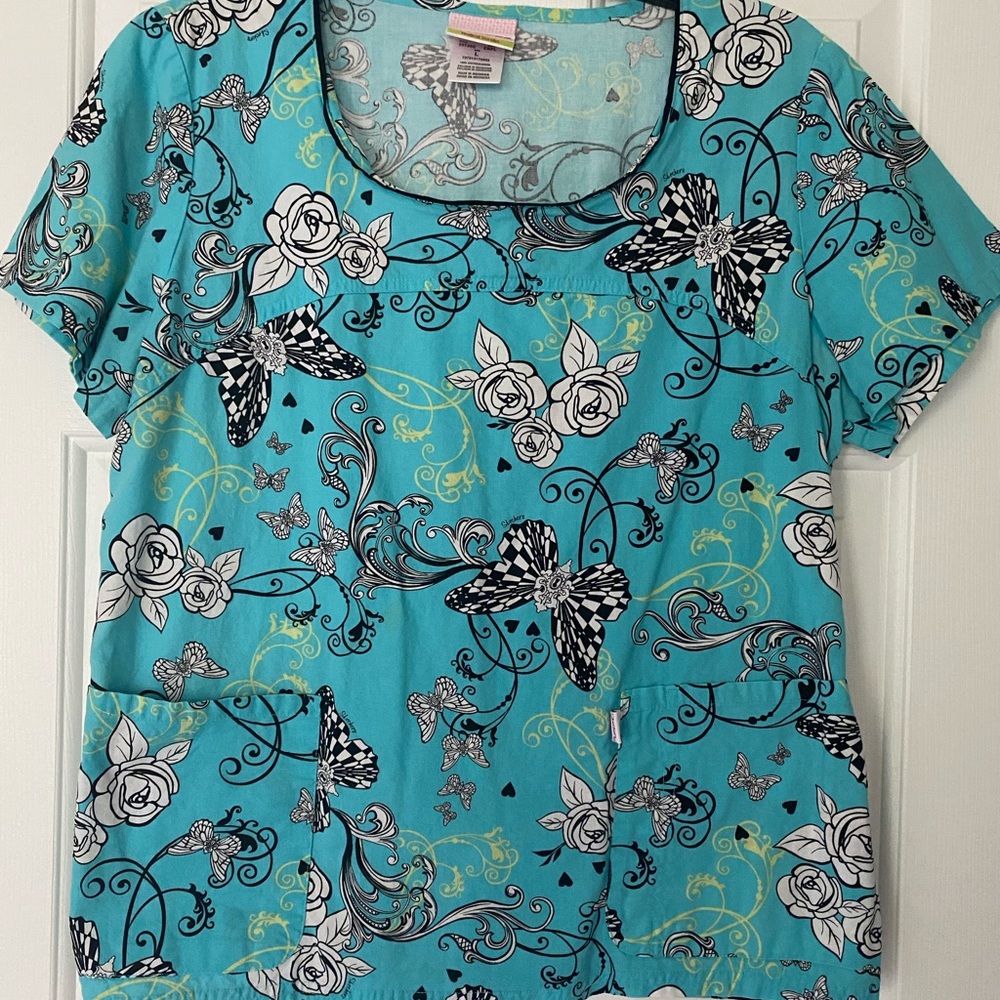 Women’s Skechers Scrub Top